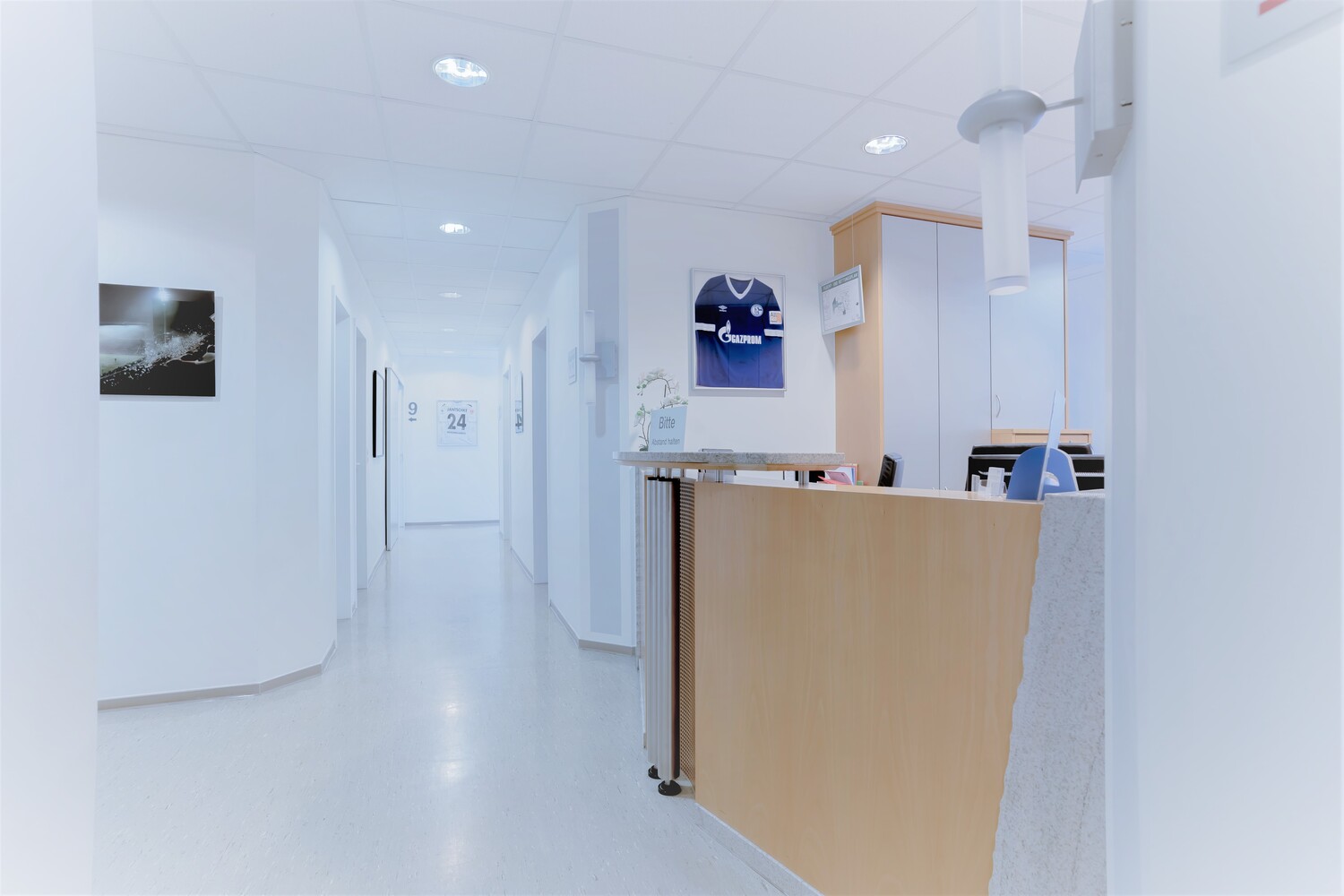Orthopäde Mönchengladbach OTC MG Unfallchirurgie Sportmedizin DArzt Durchgangsarzt Dr. Daniel